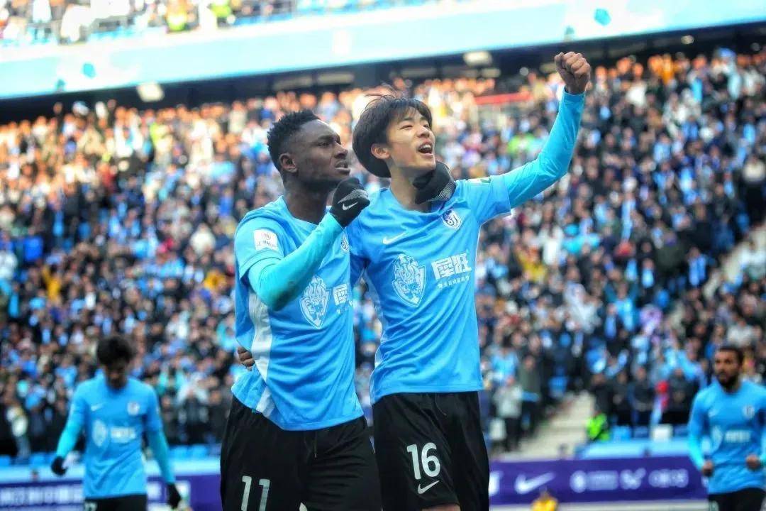 国足东亚杯遗珠上海海港2-1逆转深圳李新翔19岁连续3轮中超破门的简单介绍